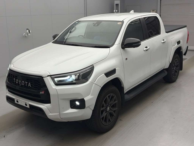 Toyota Hilux White Color Car Full View Price in Bangladesh
