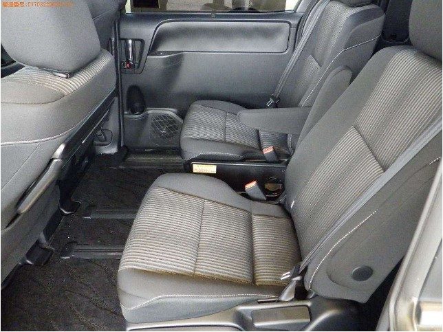 Toyota Voxy Seats
